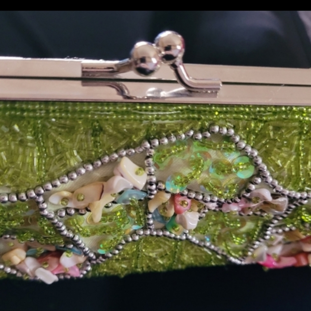 Vintage Beaded Kiss Lock Clutch Bag Green Cottagecore Garden Party Crossbody - Picture 11 of 11